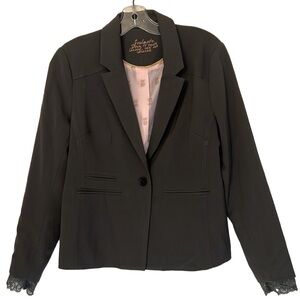 ⭐️Soulmate Mikey 1 Blazer⭐️